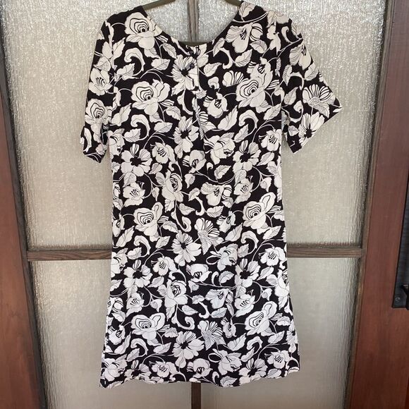 Maeve shift dress with front pockets black and white floral size s. - Picture 5 of 5
